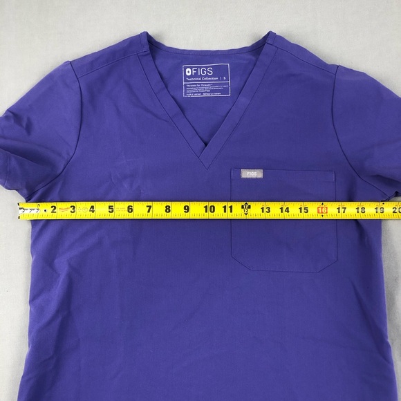 Figs Women’s Scrub Set - Picture 4 of 16